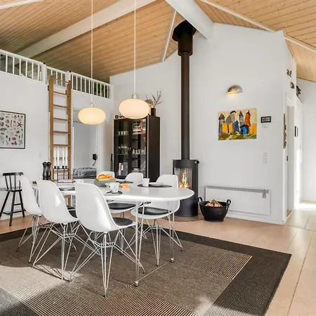 Yaim - 800m From The Sea By Interhome Feriehus *